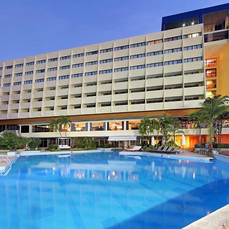 Dominican Fiesta Hotel Santo Domingo Eksteriør billede The Royal
