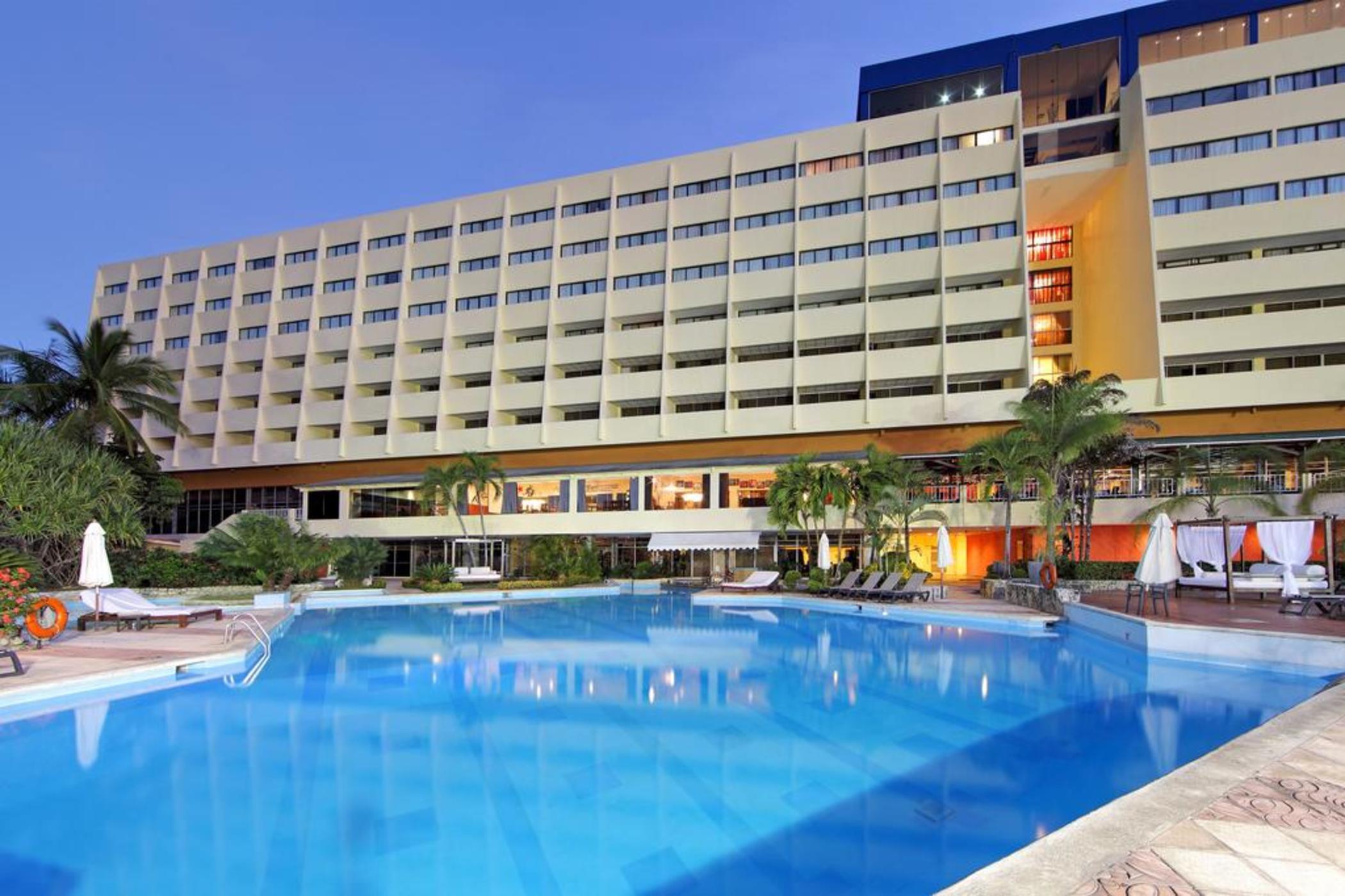 Dominican Fiesta Hotel Santo Domingo Eksteriør billede The Royal
