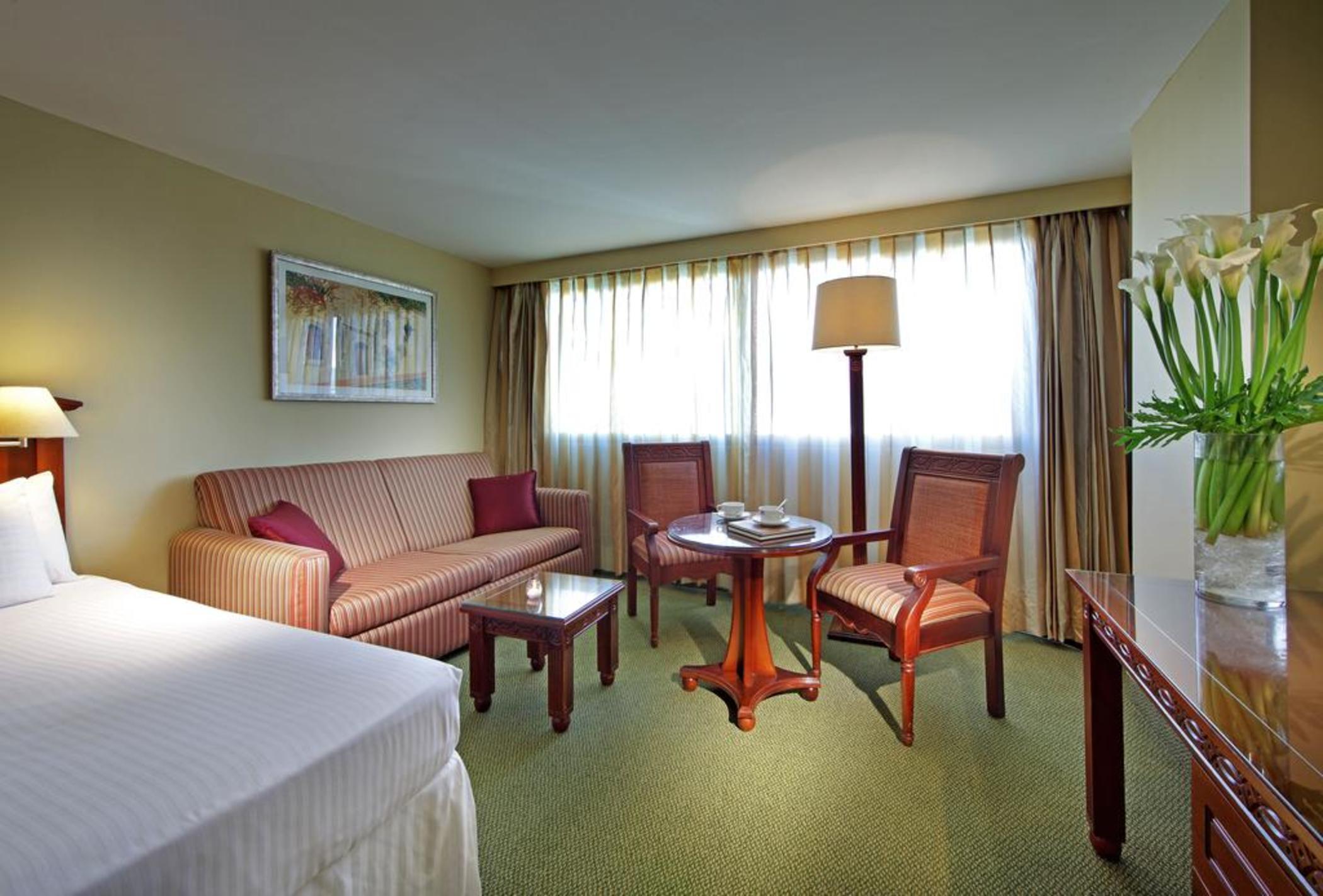 Dominican Fiesta Hotel Santo Domingo Eksteriør billede A room at the hotel