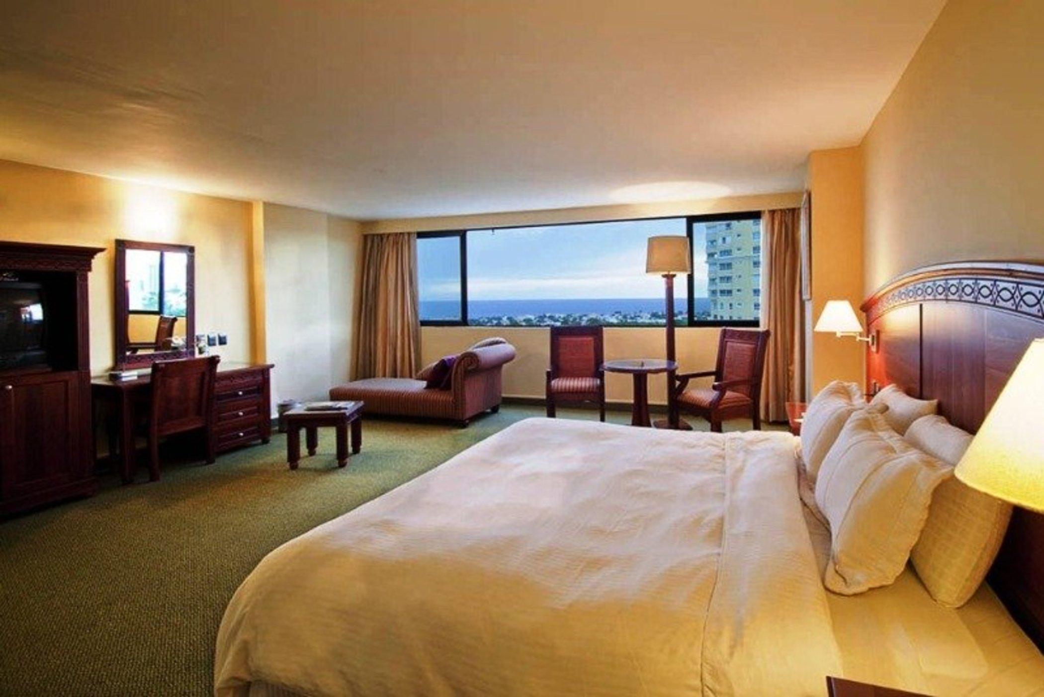 Dominican Fiesta Hotel Santo Domingo Eksteriør billede A guest room at the Hilton San Diego Bayfront